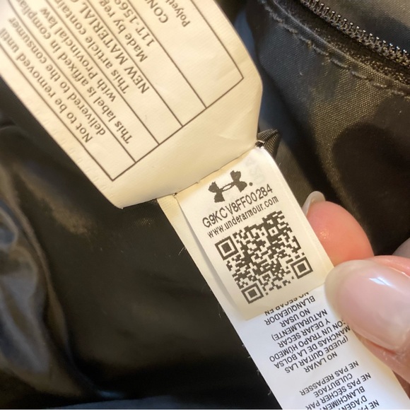 Under Armour Cinched Drawstring Gym Bag - Picture 4 of 8